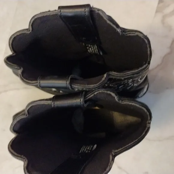 Laredo cowboy boots.