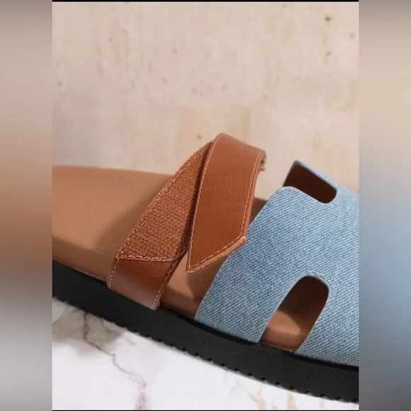 Leather PU Women's Fashionable Flat Sandals