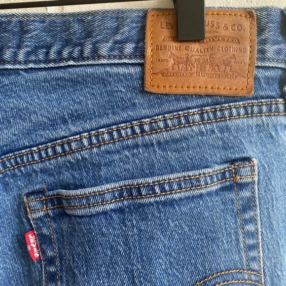 Levi’s Wedgie Icon Fit Jeans