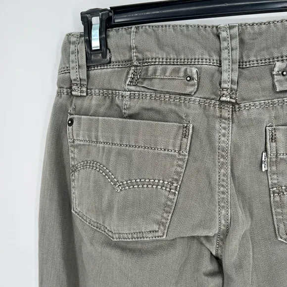 LEVI’s Y2K Silver Tab Tag Men’s Jeans Retro Zipper and Pockets Rare Size 31 x 32