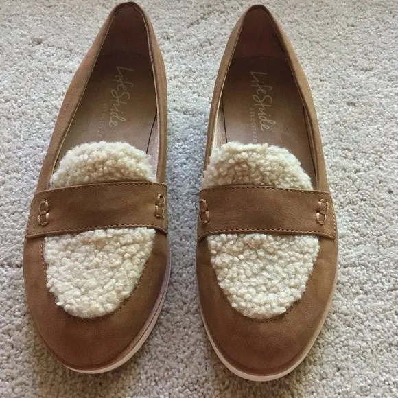 LifeStride Women's Zee Cozy Loafer