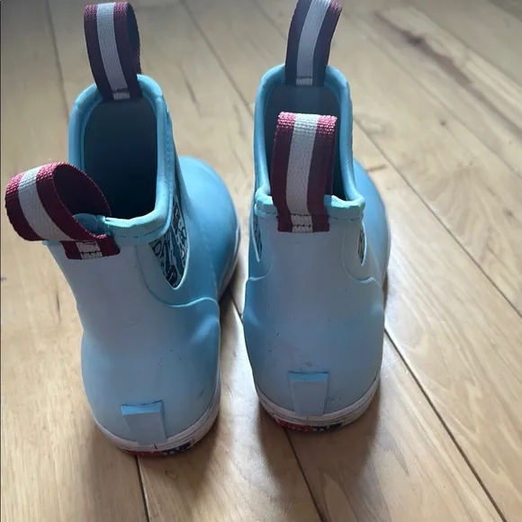 Light Blue Winter Rain Boots with Slip-On Style and Rubber Material
