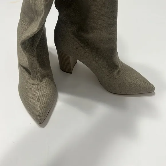 Like new Fiona Justfab Fabric healed boots size 8.5, tan colored