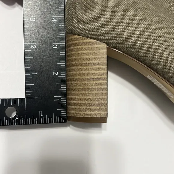 Like new Fiona Justfab Fabric healed boots size 8.5, tan colored