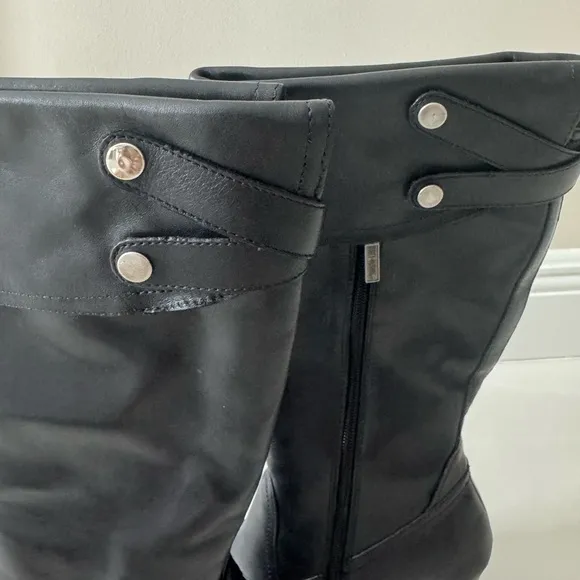 LIKE NEW Harley Davidson Black leather 4” heel boots Size 8.5