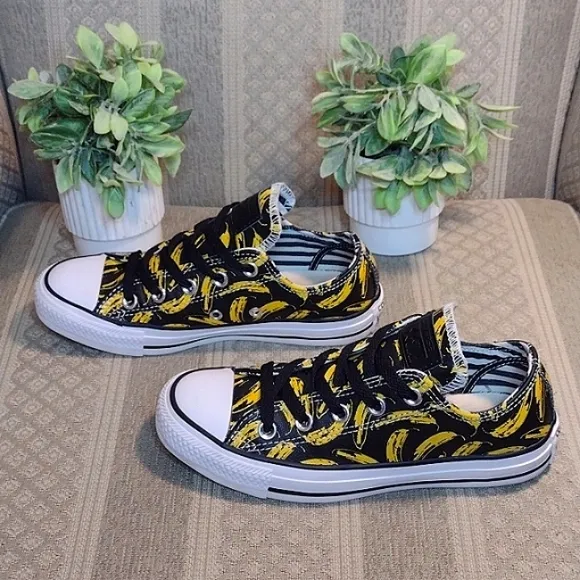 Limited Edition Converse X Andy Warhol Leather Banana Print Low Ox Sneakers