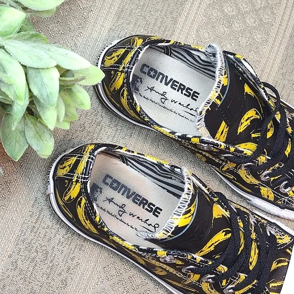 Limited Edition Converse X Andy Warhol Leather Banana Print Low Ox Sneakers
