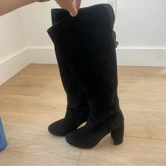 Linea De Paola Black Suede Heeled Boots