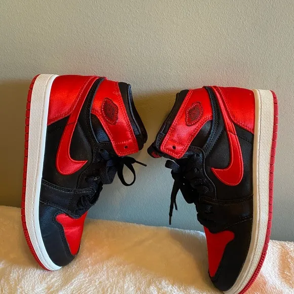 Little Kid's Jordan 1 Retro High OG &quot;Satin Bred