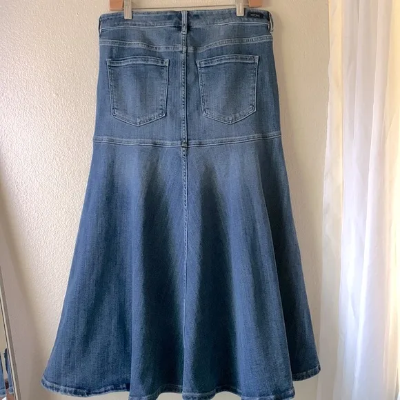 Liverpool Los Angeles High Rise A-Line Skirt Size 8/29