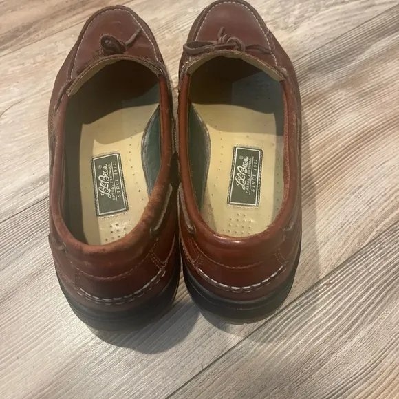 LL Bean Allagash Bison Mens 11 Wide Hand Sewn Brown Leather Moccasin Loafers