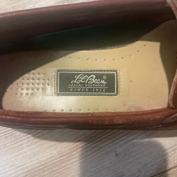 LL Bean Allagash Bison Mens 11 Wide Hand Sewn Brown Leather Moccasin Loafers