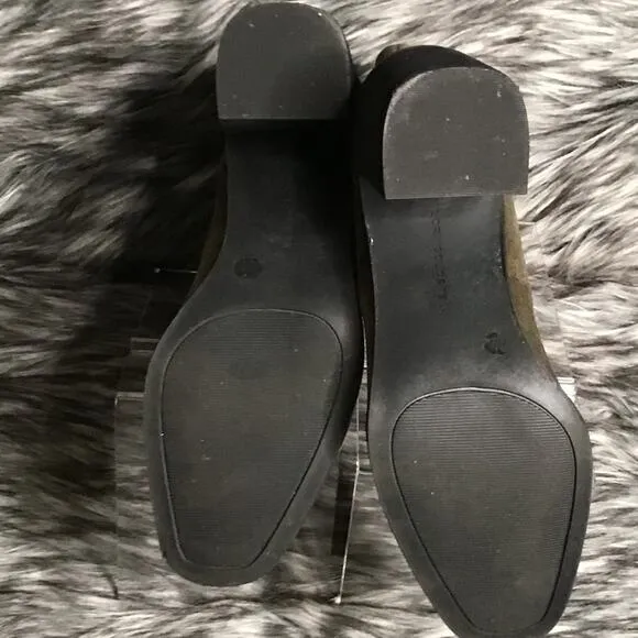 Lori Goldstein Italian Olive Suede Ankle Boots 7M
