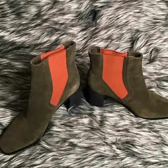 Lori Goldstein Italian Olive Suede Ankle Boots 7M