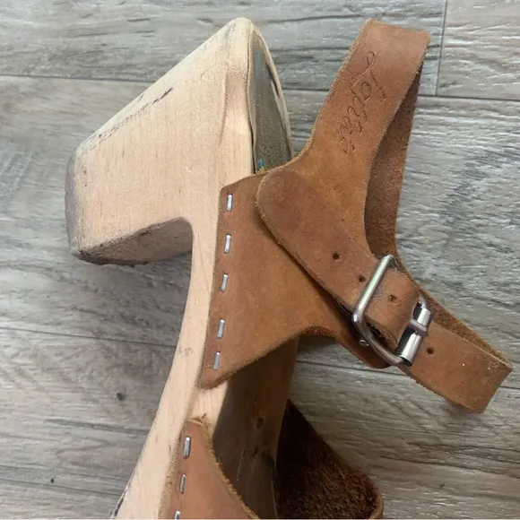 Lotta From Stockholm Wooden Block Heel Leather Buckle Clogs Sandals
