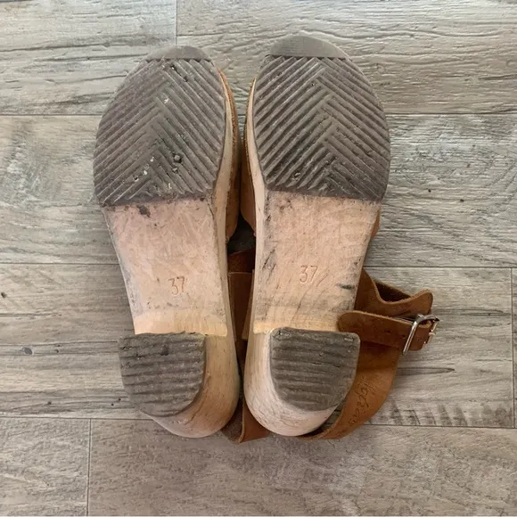 Lotta From Stockholm Wooden Block Heel Leather Buckle Clogs Sandals