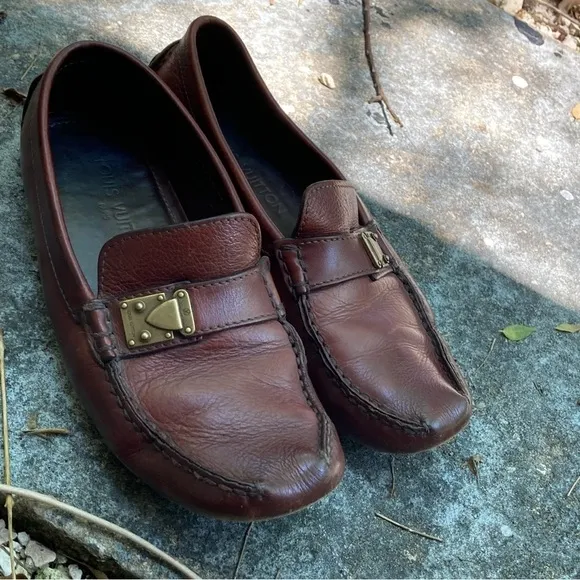 LOUIS VUITTON SUHALI LOMBOKDRIVING LOAFERS COGNAC BROWN LEATHER MENS 6.5 FIT 10