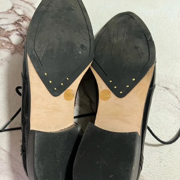 Louise Et Cie Women’s Lo-Adeline Loafers Black Patent Leather Lace Up Toe 7.5