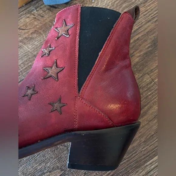 LUCCHESE Leather Embroidered Stars Ankle Western Pull-On Heeled Boots 7B -Narrow