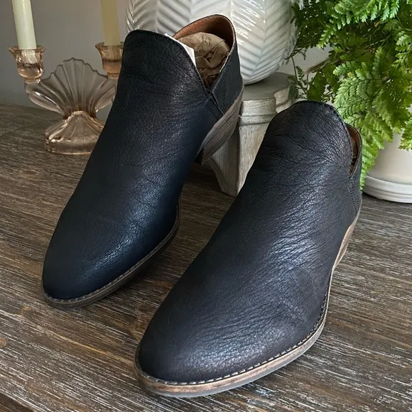 Lucky Brand Fayth Leather Ankle Boots Black Booties Slip On Boho Shoes Women’s 9