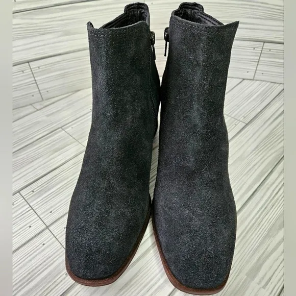 Lucky Brand Lilye Suede and Block Heel Boots in Black and Brown Size 10 NWT
