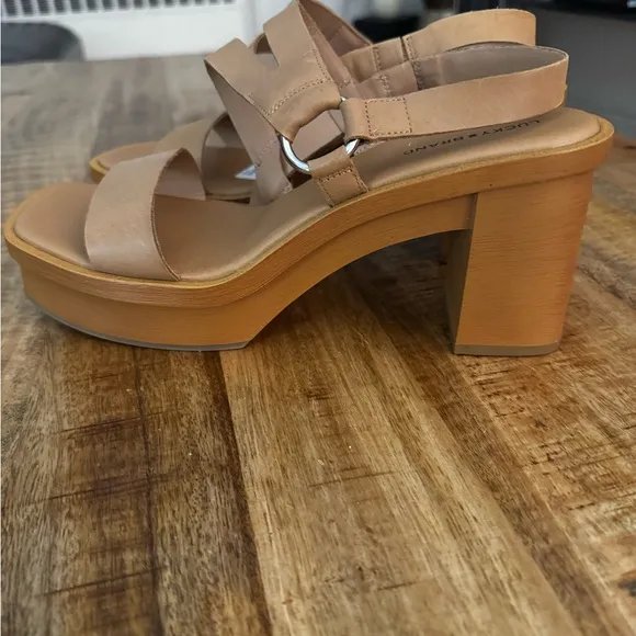 Lucky brand Marselina Tan brown Block Heel leather O ring  Sandals NEW 9.5