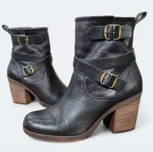 Lucky Brand Orenzo Black Leather Boots with Buckle Detail Size 8