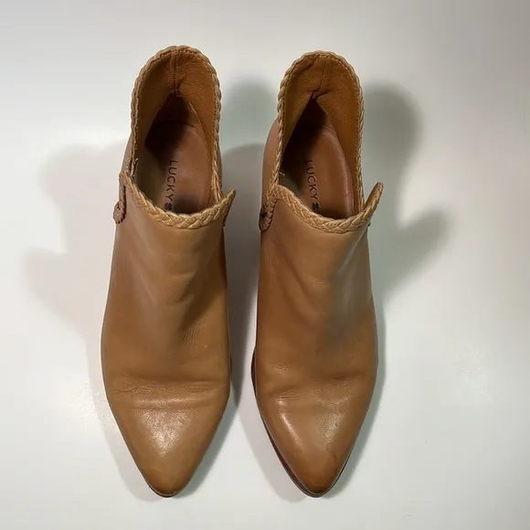 Lucky Brand Tan Latte Terisha Slip-On Heeled Ankle Bootie Leather Boots Size 6.5