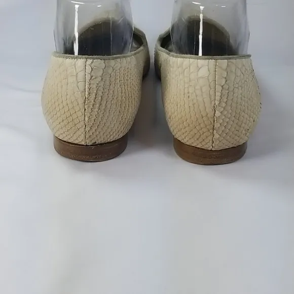 M Gemi Reptile Leather Petalo Loafers