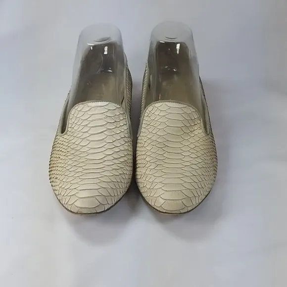 M Gemi Reptile Leather Petalo Loafers