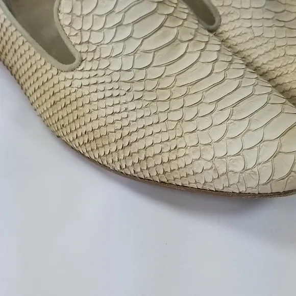 M Gemi Reptile Leather Petalo Loafers