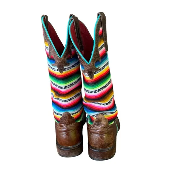MACIE BEAN M9078 &quot;Pancho &amp; Lefty&quot; Serape &amp; Brown Leather Cowgirl Boots Size 8