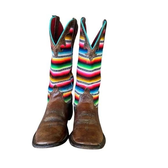 MACIE BEAN M9078 &quot;Pancho &amp; Lefty&quot; Serape &amp; Brown Leather Cowgirl Boots Size 8