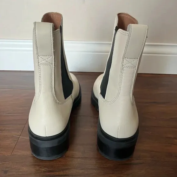 Madewell Boots-NWOT size 10- Cream color
