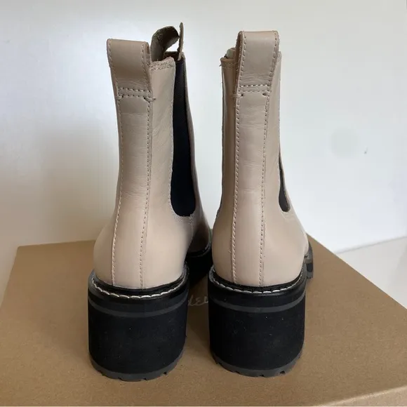 Madewell Harvest Moon Cream Chelsea Lugsole Heeled Ankle Boots Size 8 NH199