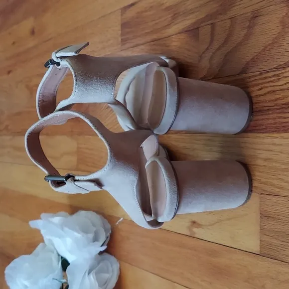 Madewell Rosalie Natural Tan Ankle Strap Cylindrical Heel Sandals Size 9.5