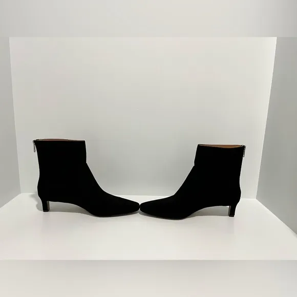 Madewell The Dimes Kitten-Heel Boot True Black Suede Size 9 NEW no box