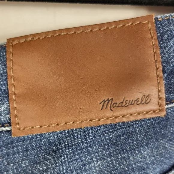 Madewell The Perfect Summer Jean: Destructed Edition in Robinson Wash Size 26