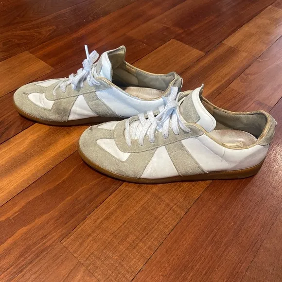 Maison Martin Margiela White and Gray Sneakers with Retro Design