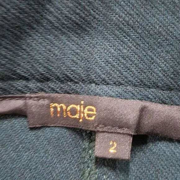 Maje Jibrali Buttoned Mini Skirt in Green Polyester