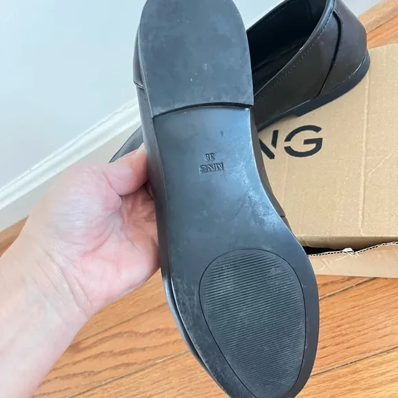 Mango leather loafers black