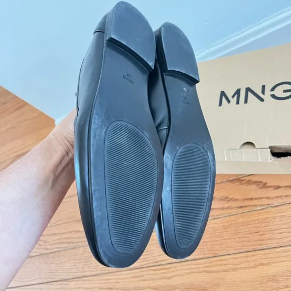 Mango leather loafers black