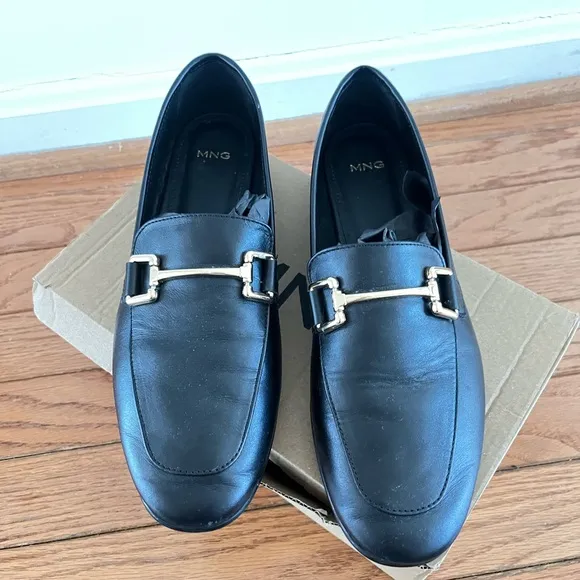 Mango leather loafers black