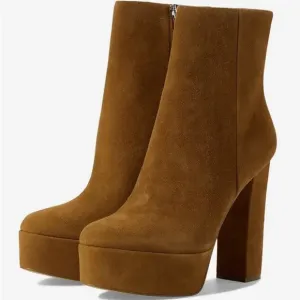 Marc Fisher Caled boots in Natural size 11