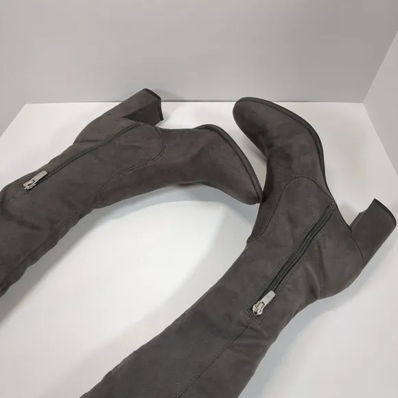 Marc Fisher Locket Faux Suede over the knee gray boots , size 8.5M