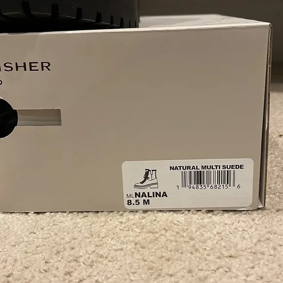 MARC Fisher Nalina boots 8.6 M