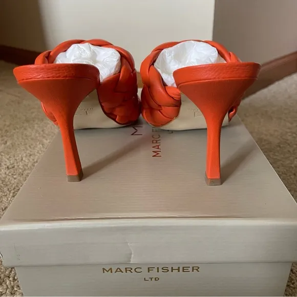 Marc Fisher Puffy Heeled Sandals orange size 7