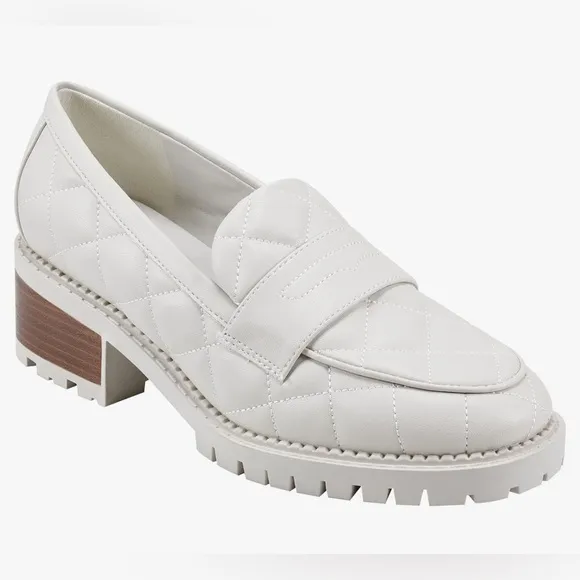 Marc Fisher Women's Dantea Loafer size 8 in ivory