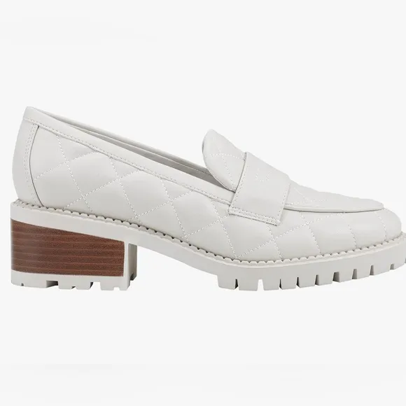Marc Fisher Women's Dantea Loafer size 8 in ivory