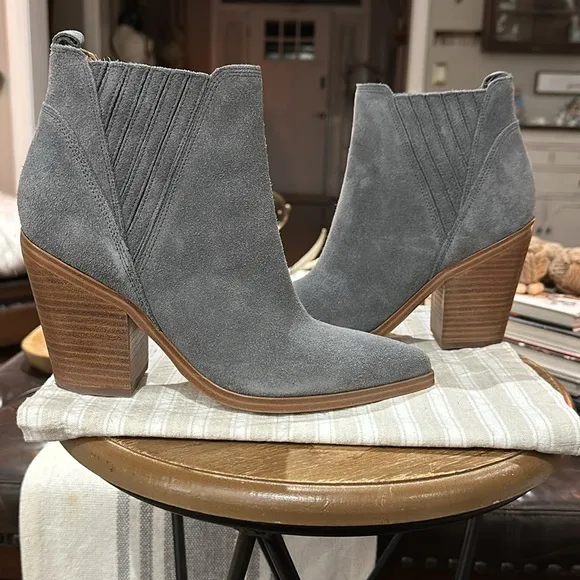 Marc Fisher Women’s Suede Gadri Bootie, in Medium Grey. Size 9.5 NWOB, Unworn
